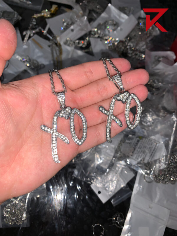 XO the weeknd necklace - Image 3