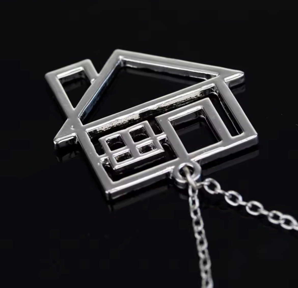 the neighbourhood necklace - Image 3